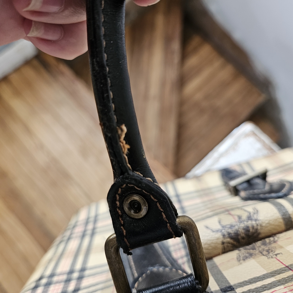 Plaid Handbag with Black Accents - Picture 6 of 10